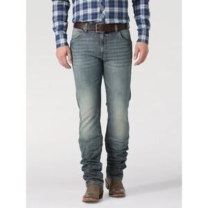 NWT MEN'S WRANGLER RETRO SLIM FIT STRAIGHT LEG JEANS